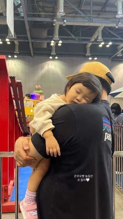 Ánh Sáng Trong Thế Giới Của Anh