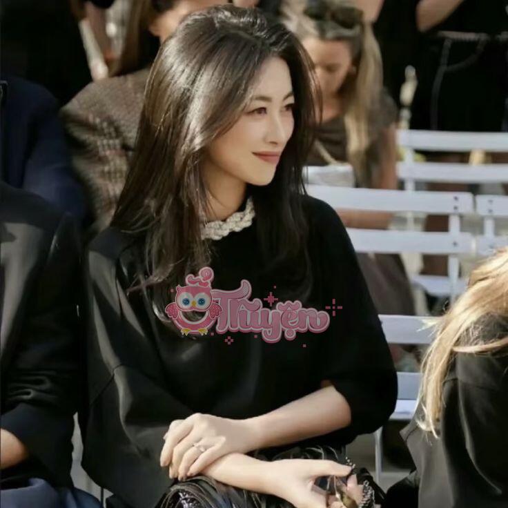 Tiền Lương Của Cô Ấy