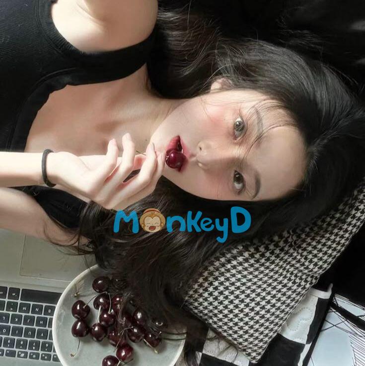 Tôi Livestream Xem Bói, Kết Nối Với Một Gã Sât Nhân